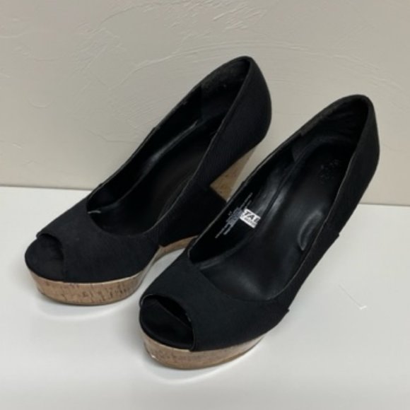 Mossimo Black Wedge Shoes – 6.5 - Picture 3 of 7